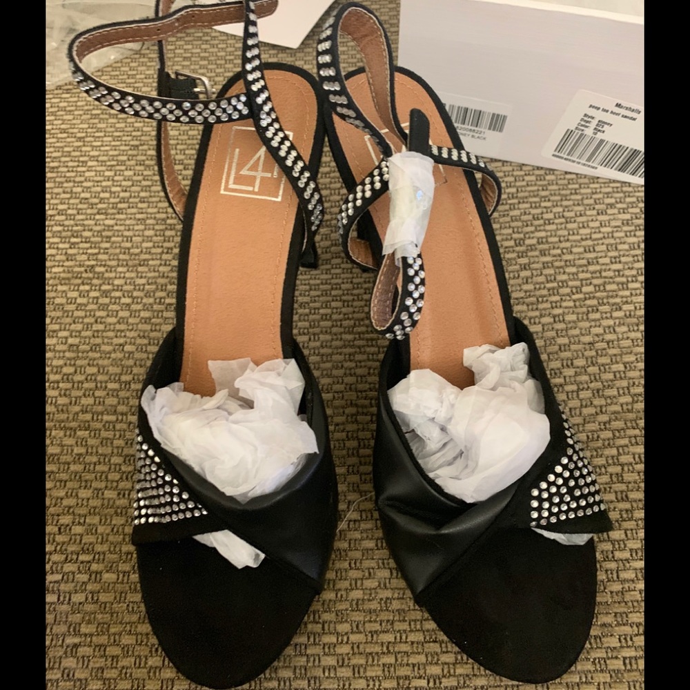 LL sandals